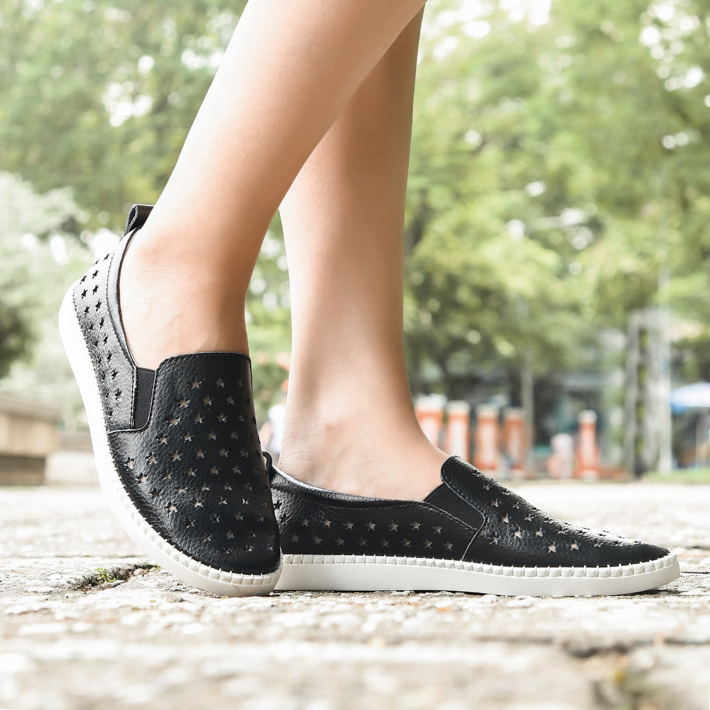 Giày casual nữ Đông Hải WCA7111D
